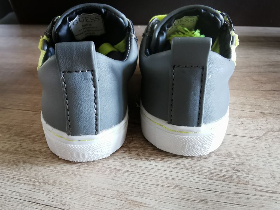 Buty adidaski Guess 19