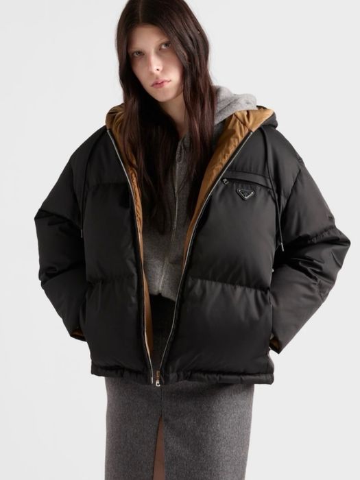 Prada куртка 40 размер нова