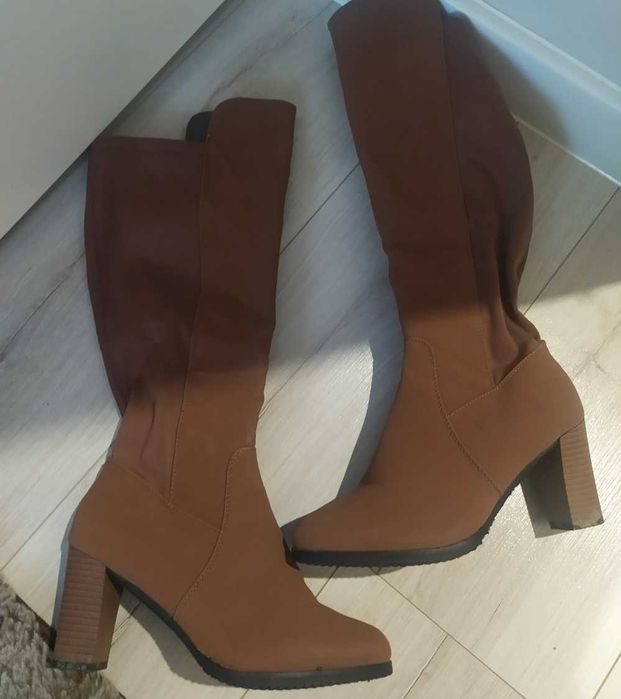 Kozaki camel, r. 37 Wyprzedaż