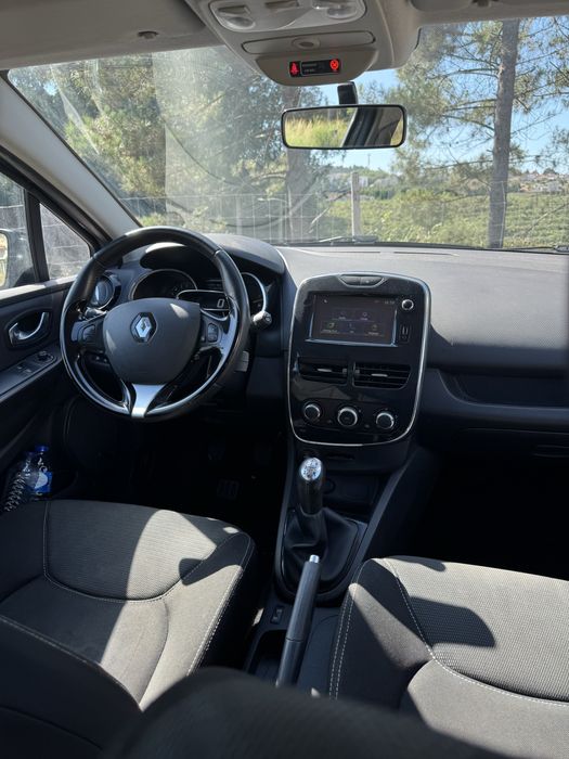 Renault Clio — fotografia 5