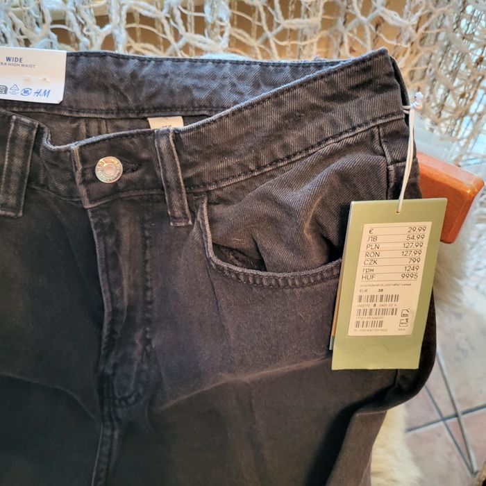 Spodnie HM dżinsowe rozmiar 38