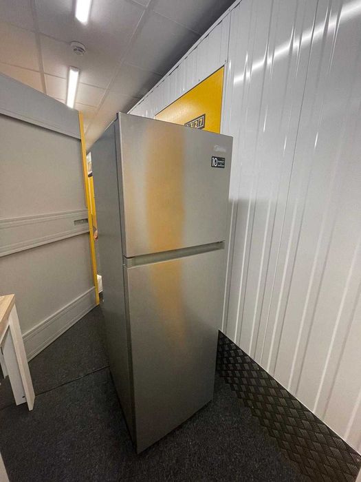 Frigorífico MIDEA 3 meses de uso estado de novo