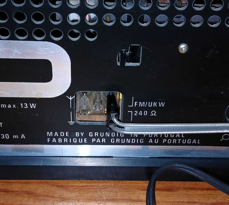 Rádio Grundig RF 420