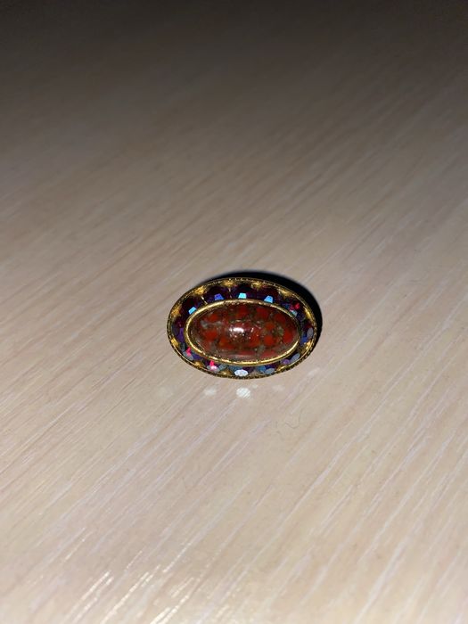 Брошка вінтажна з пекінським склом