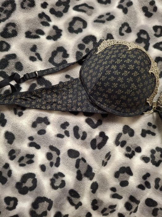 Бюстгальтер 85 В