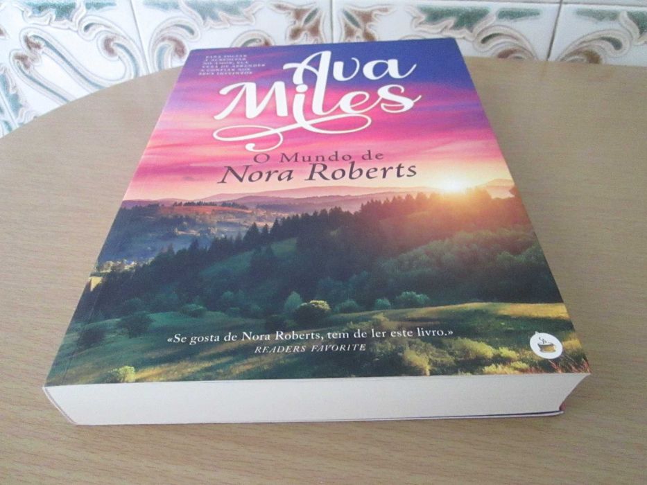 O Mundo de Nora Roberts de Ava Miles