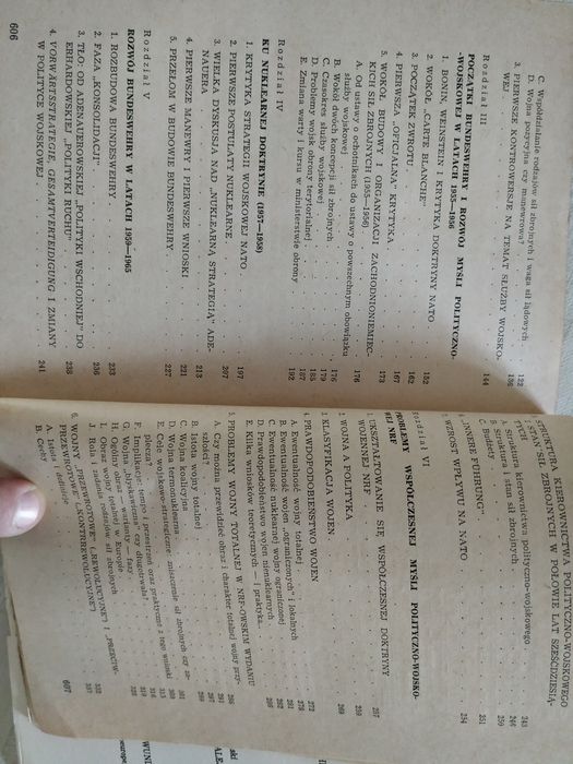 Klucze do Chin Roy oraz Myśl polityczno wojskowa NRF Lider