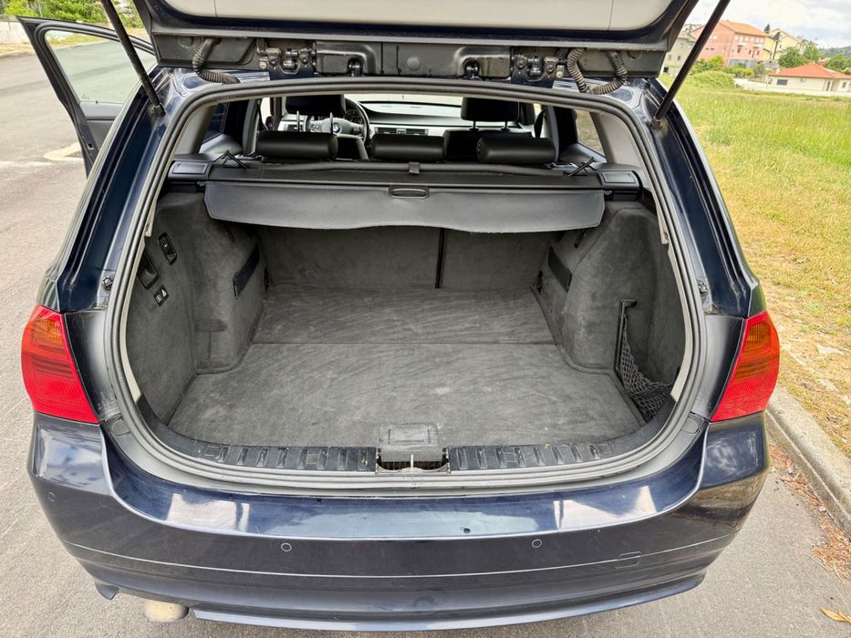 BMW 320d Touring 163cv 2007 - Selo Antigo