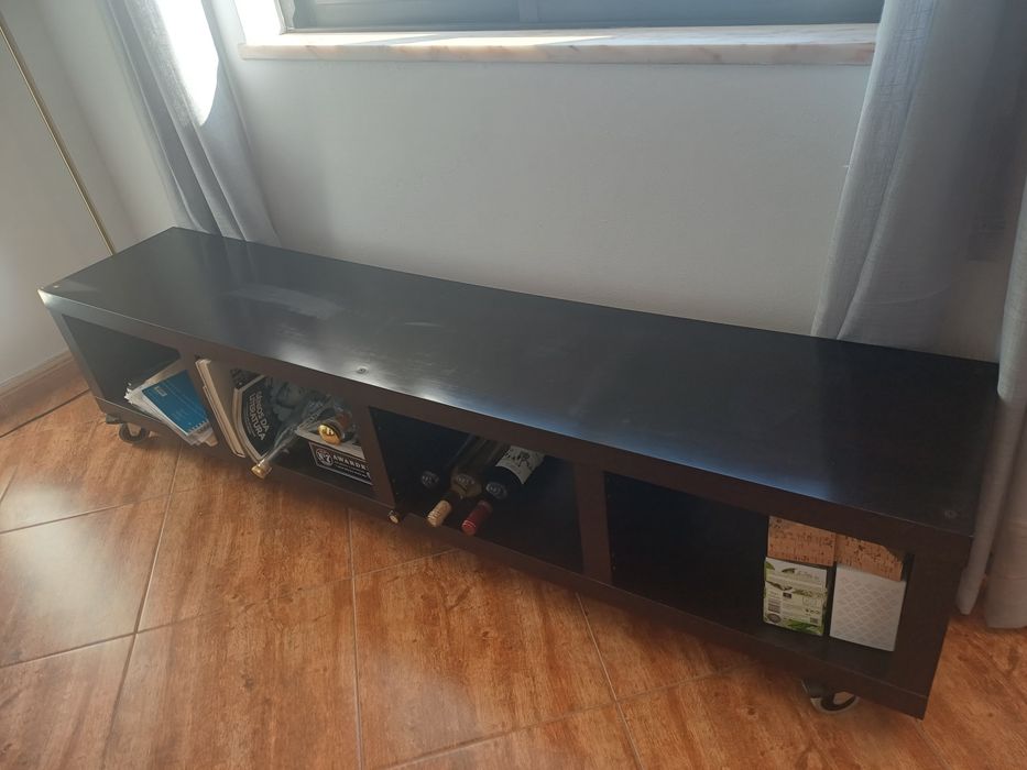 2 móveis de sala com rodas