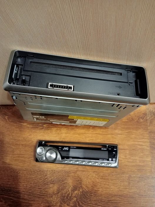 Radio JVC G341 samochodowe.