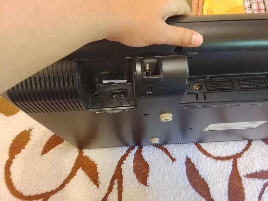 Tv Sanyo, eu não tenho o cabo, meu cabo quebrou