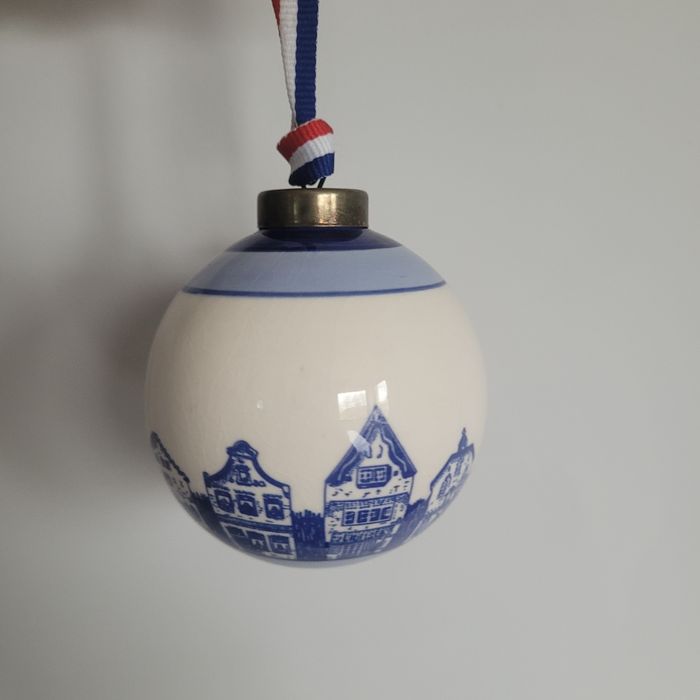 Porcelanowe bombki choinkowe