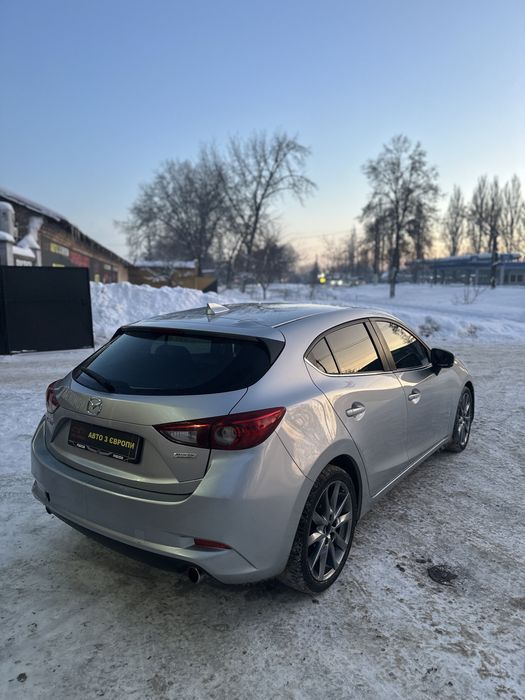 Пропонуємо авто в оренду Мазду 3 2017року,під виплату