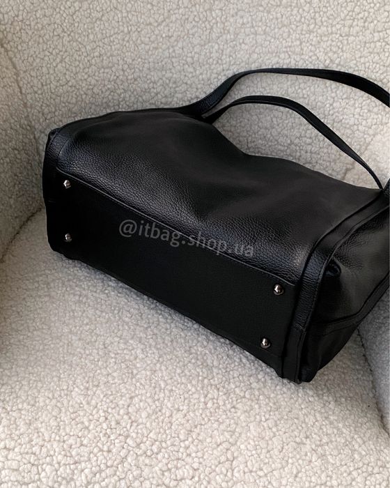 Містка шкіряна сумка італійська боулер. Большая кожаная сумка, Италия
