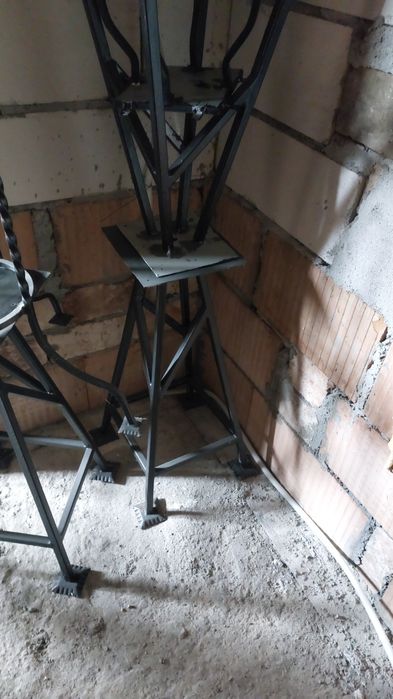 Stalowe kute hokery nogi do stolików