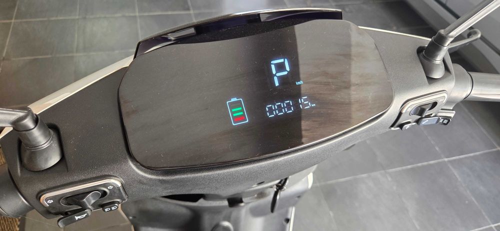 Scooter eletrica NEOVOLT GO-X 72V 250W (NOVA)