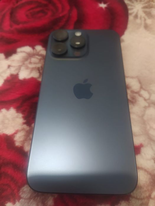 iPhone 15 pro Max em perfeito estado