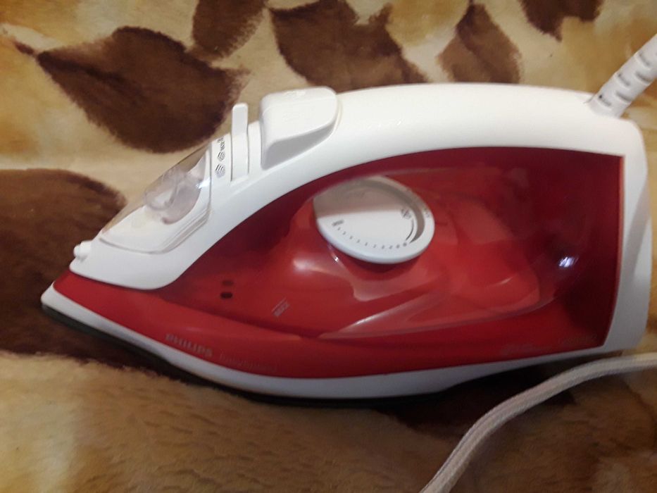 Утюг праска philips Easyspeed GC1742