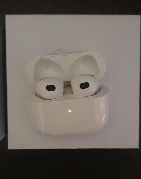 Навушники airpods