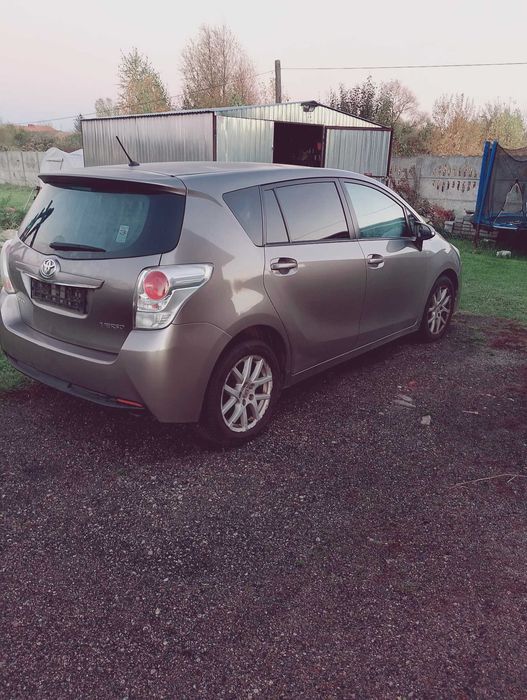 Toyota Verso 1.6 D-4D PREMIUM