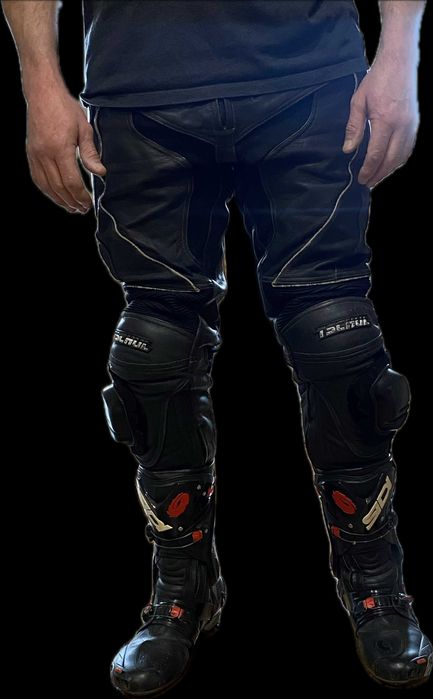 Spodnie motocyklowe skórzane TSCHUL Buty motocyklowe SIDI