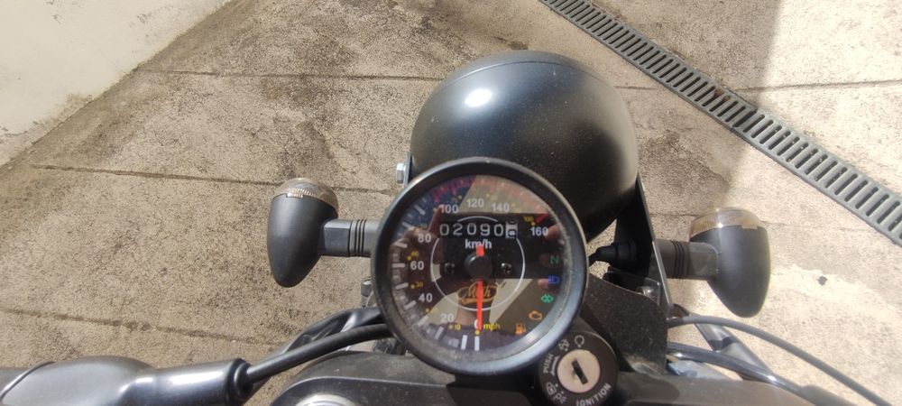 Mash Seventy Five 125cc, de 2022, como nova