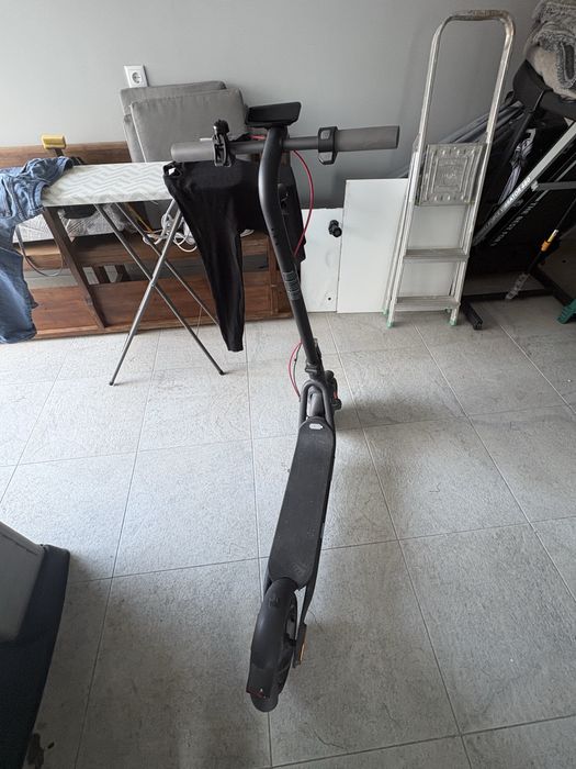 Trotinete Elétrica Navee