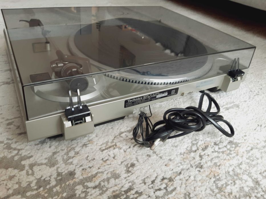 Вініловий програвач Technics SL-DD33  Direct-Drive , повний автомат