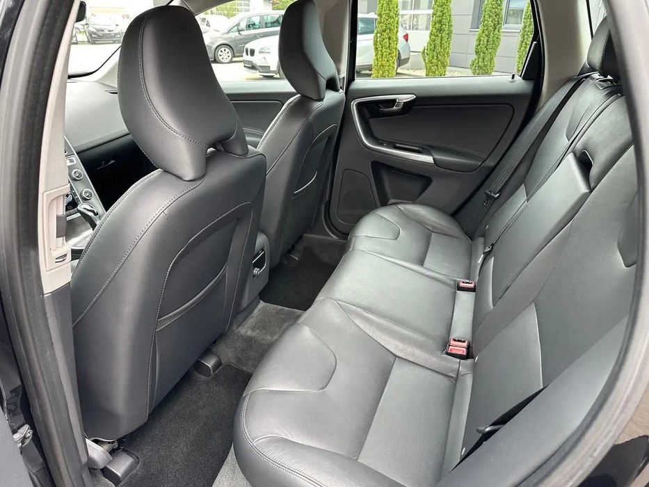 Volvo XC60 AWD ЄвроАвто