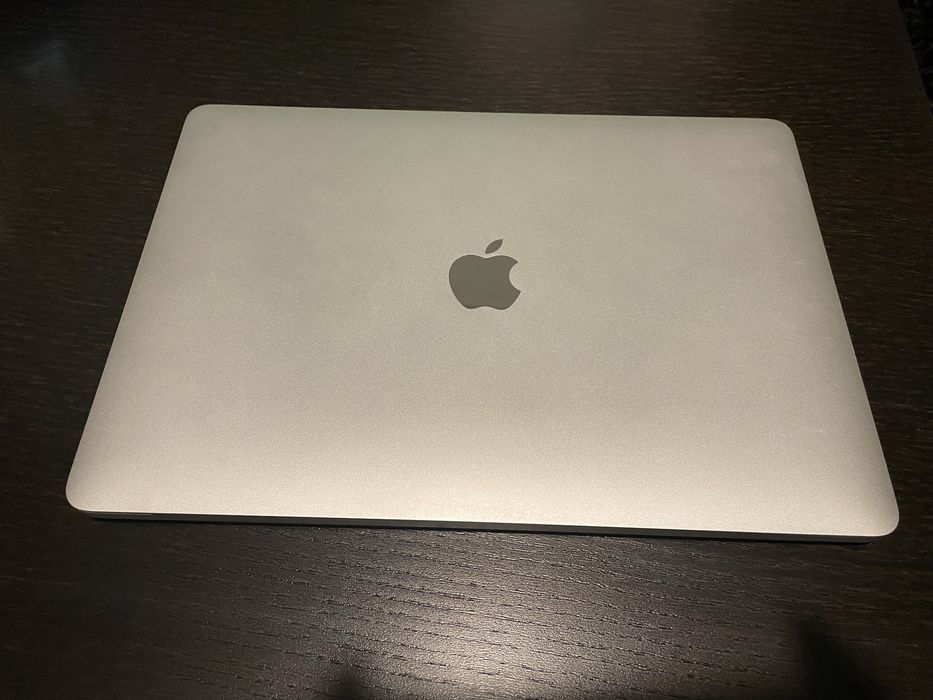2020 Apple Macbook Air com Apple M1 chip