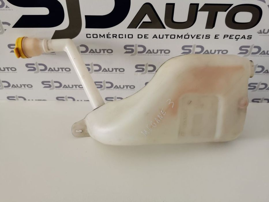 Reservatório / Vaso Água Limpa Vidros - Renault Megane III