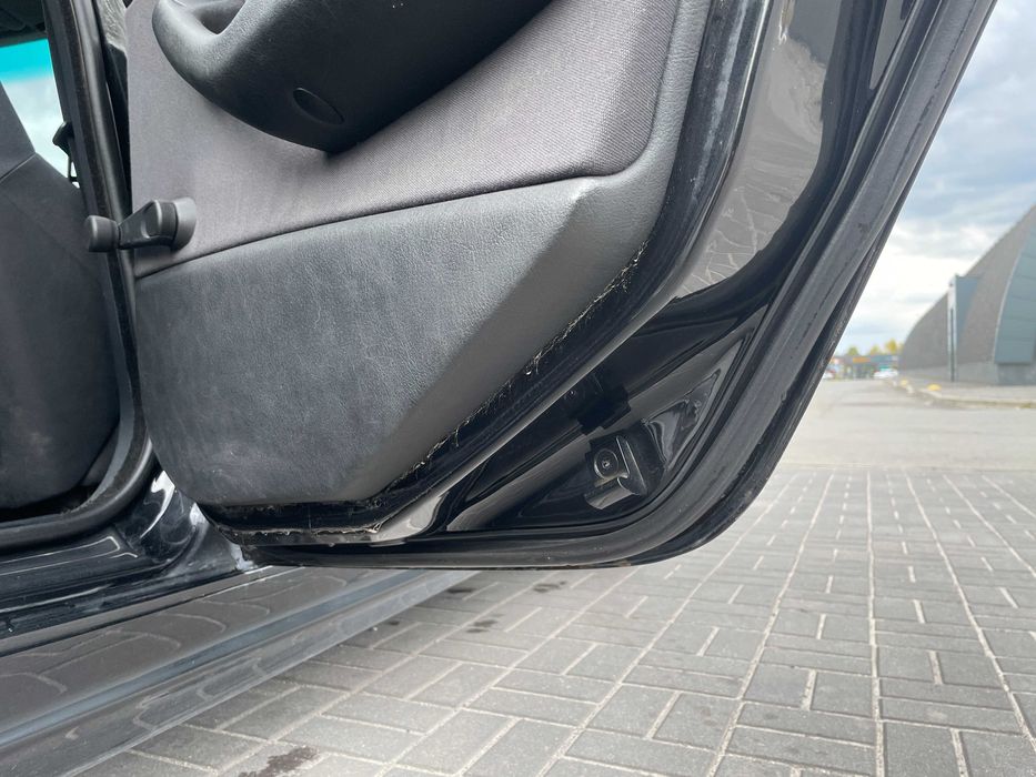 продам BMW e46 1,9 2001г.в.рест.