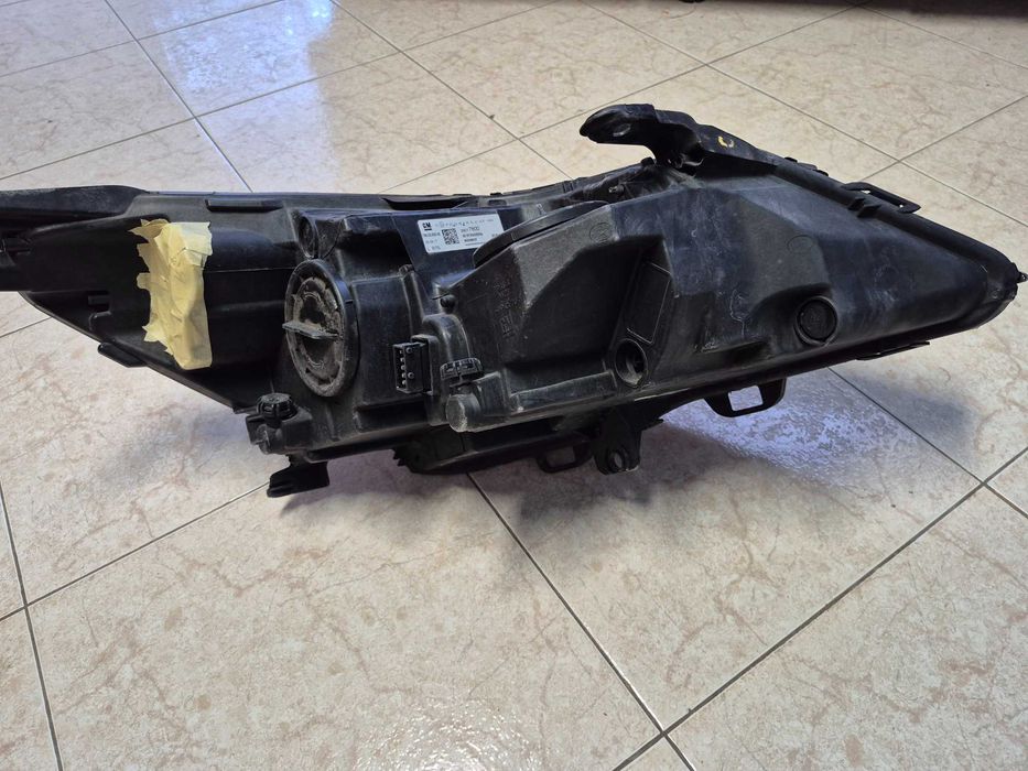 Farol /  Esquerdo OPEL ASTRA K (B16) 1.6 CDTI (68)