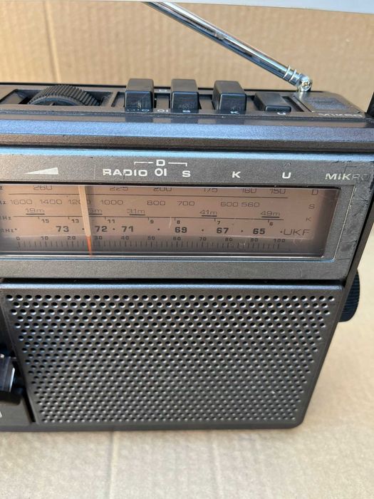 Radiomagnetofon Unitra Kasprzak RM121, przestrojony UKF, sprawny.