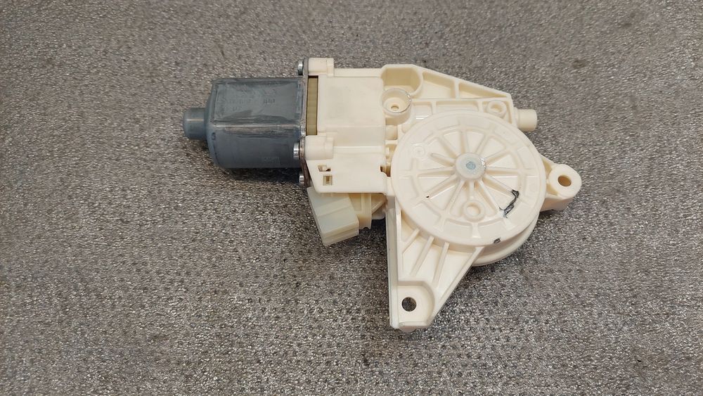 Motor vidro trás esquerdo MERCEDES-BENZ Classe C Carrinha (S204)