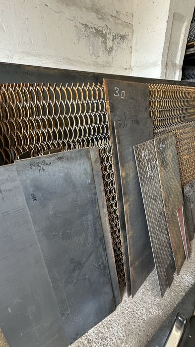 Листи алюмінієві-рефлені, нержавійка.