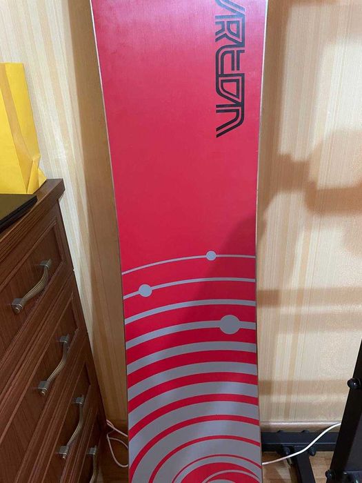 доска для сноуборда BURTON