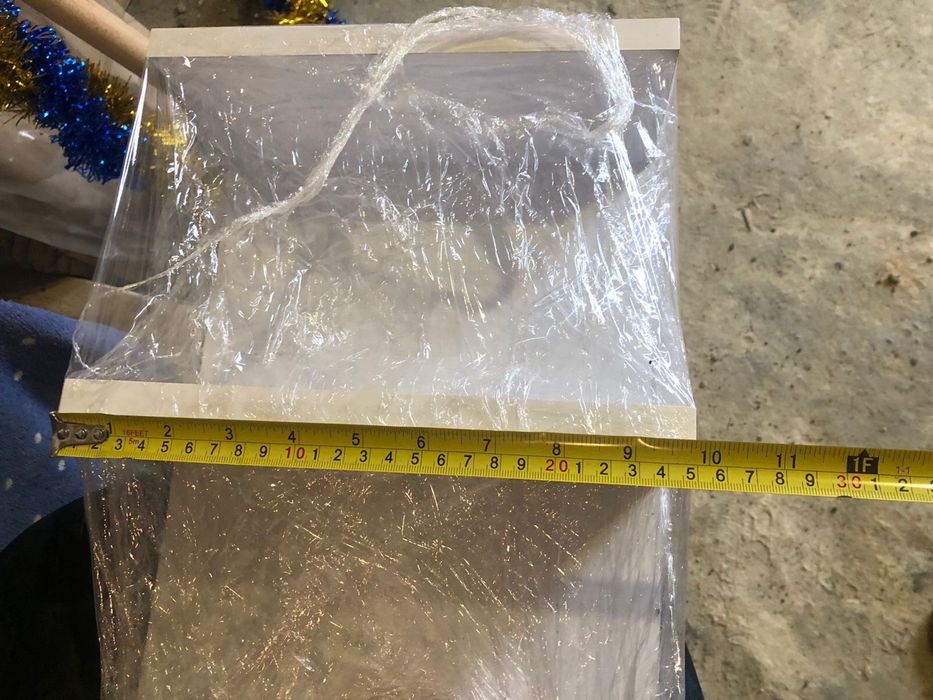 Полички настінні