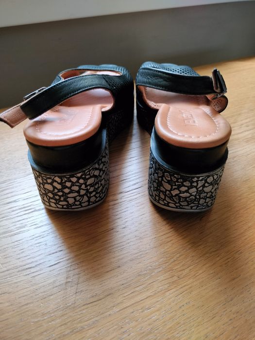 Buty Venezia sandały 39