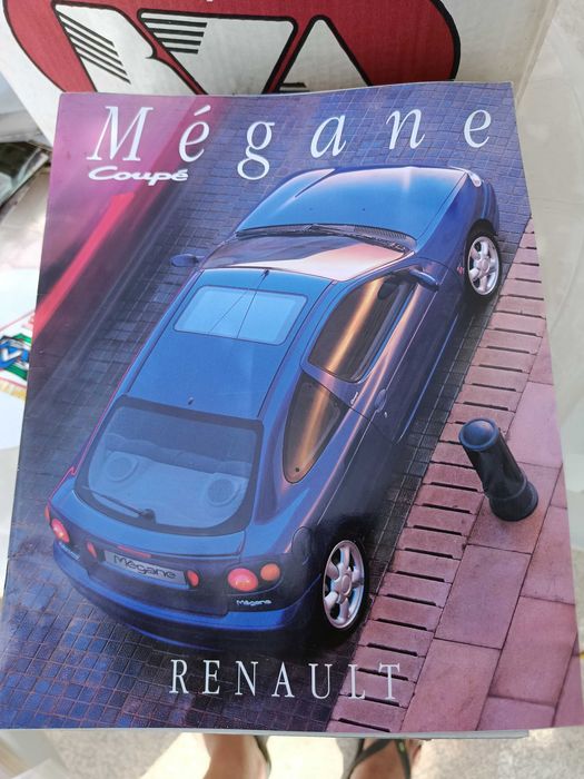 Catálogos antigos Renault