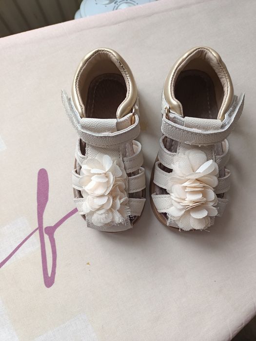 Sandały nelli blu rozmiar 22