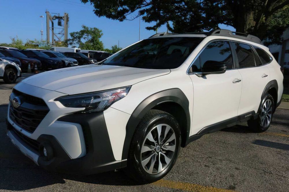 Subaru Outback      2024
