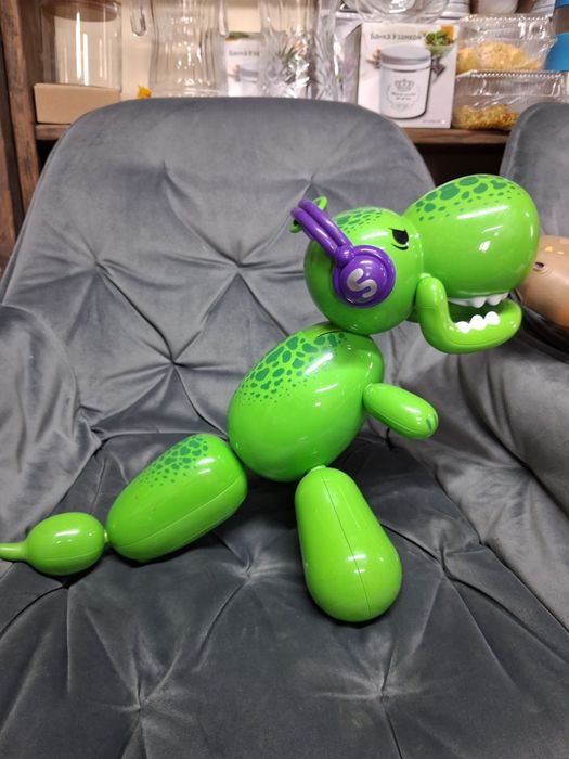 Інтерактивний динозавр Moosе Squeakee The Balloon Dino Сквікі