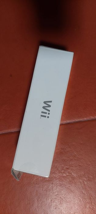 New Nunchuk for Wii + 2 Controller Covers64730171397122122