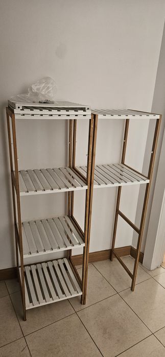 Duas estantes madeira OFERTA