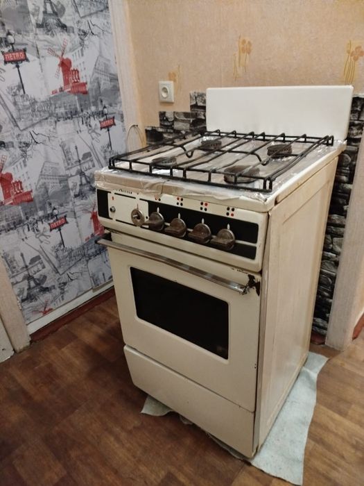 Продам робочу газову плитку бу