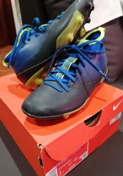 Chuteiras de futebol criança