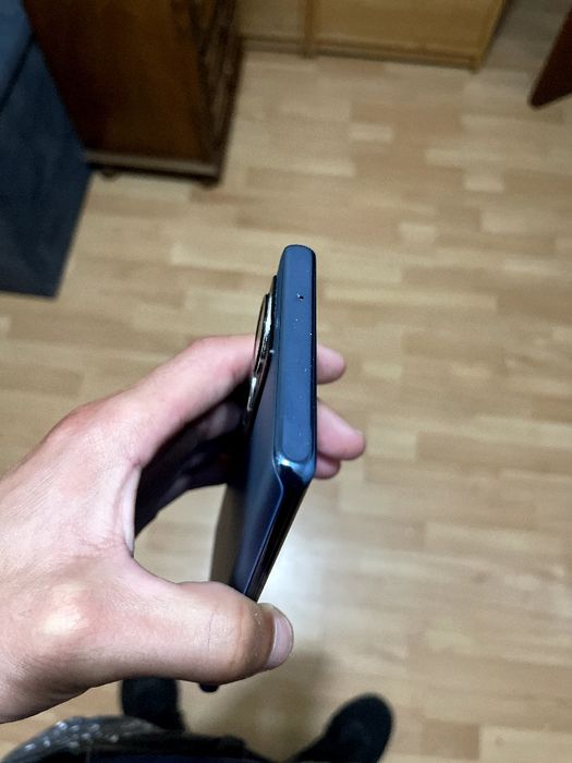 ZTE axon 40 Pro.