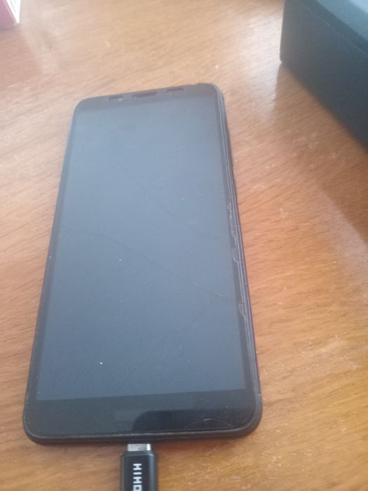 Продам redmi 6а на запчастини