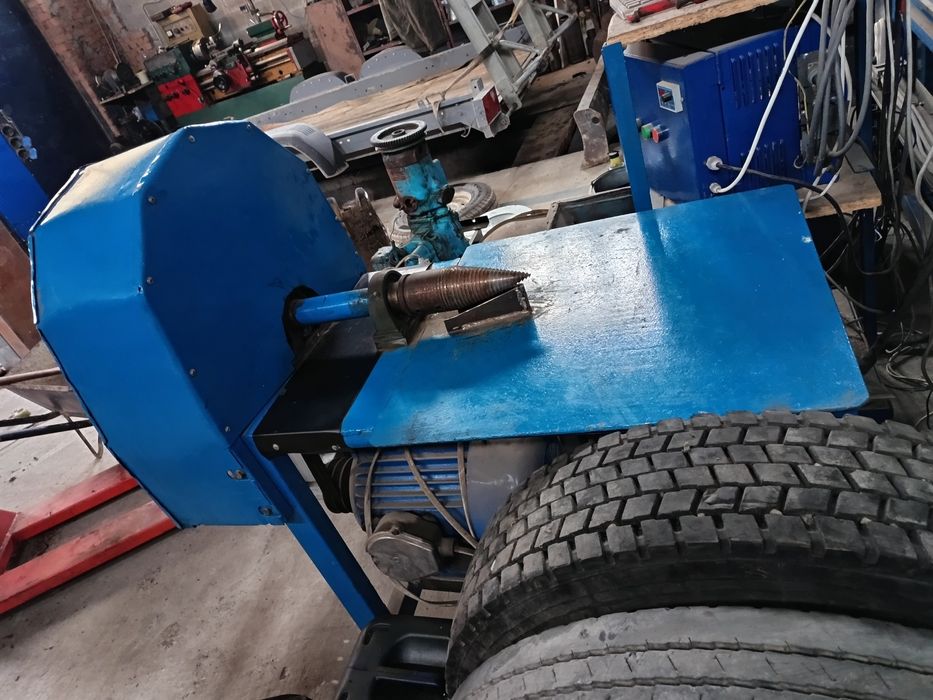 Продам дровокол круговий